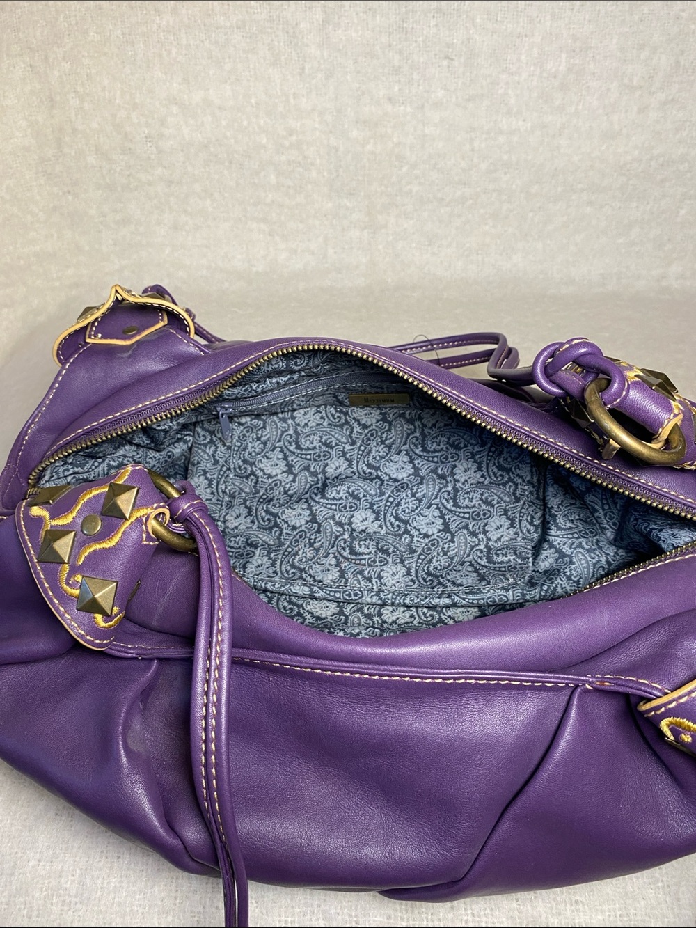 Purple Leather Shoulder Bag with Decorative Gold Accents - Picture 4 of 9